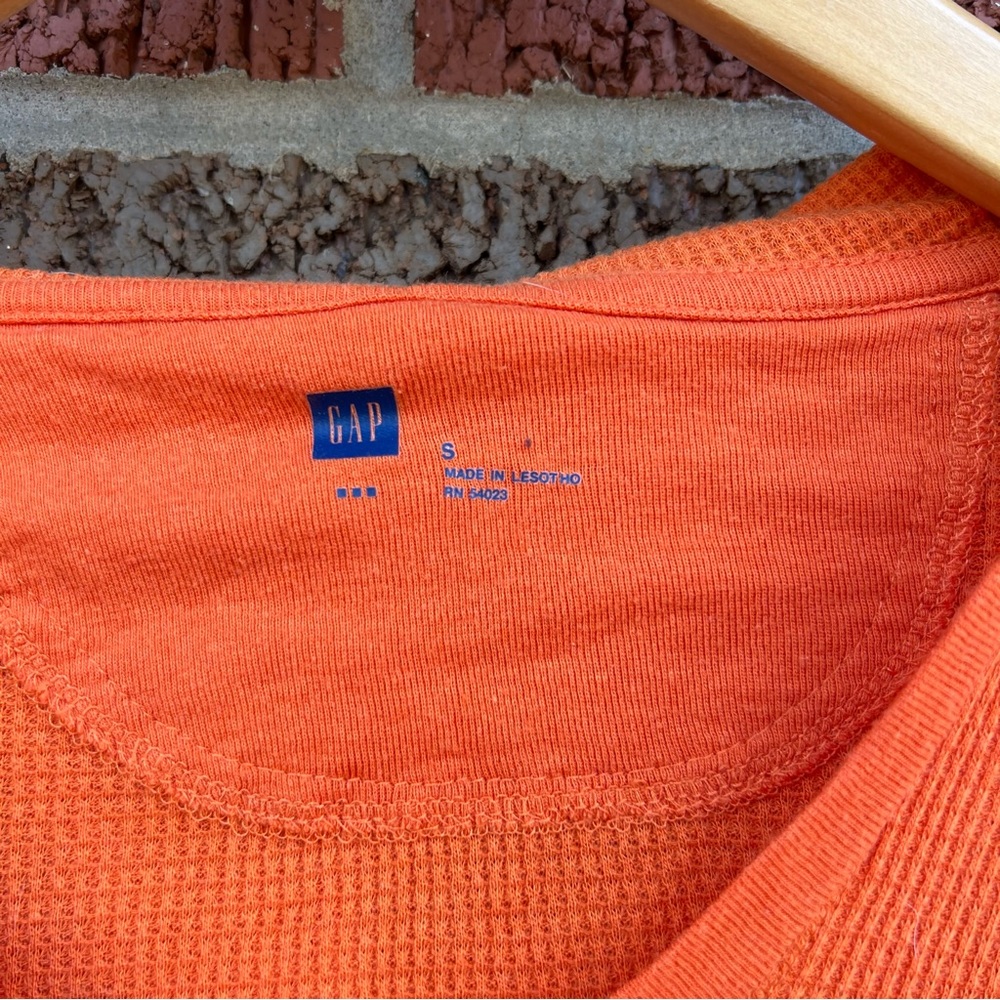Gap Orange Waffle Knit Long Sleeve Drawstring Hoodie - Picture 2 of 4